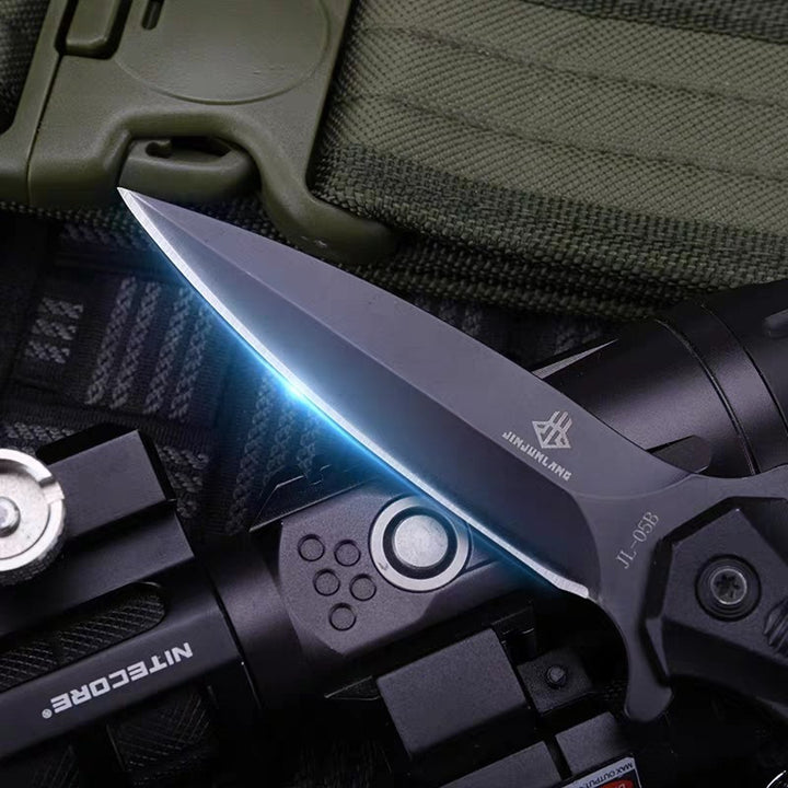 Outdoor hunting folding knife